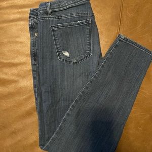 Vera Wang Skinny Jeans.